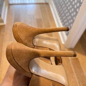 Nine west sandal pump